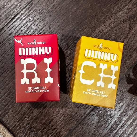 Kidrobot 3” Dunny ribeye cheeze Cooper Hewitt museum souvenir kidrobot - Picture 3 of 4